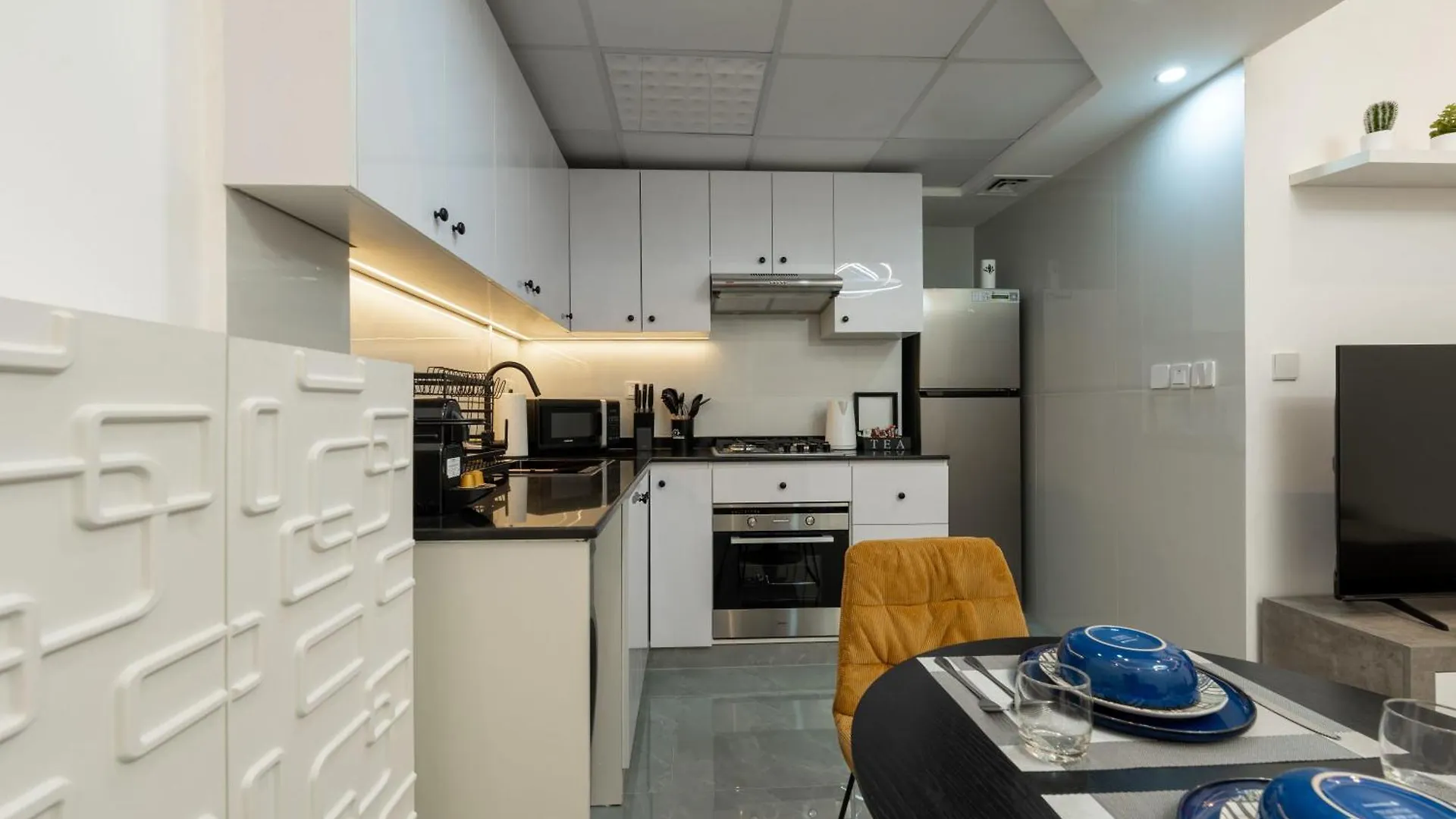 Dubai Marina - 1Bhk Homely Apartment